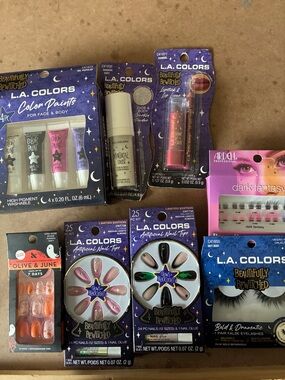 L.A. Colors nails lashes color paints